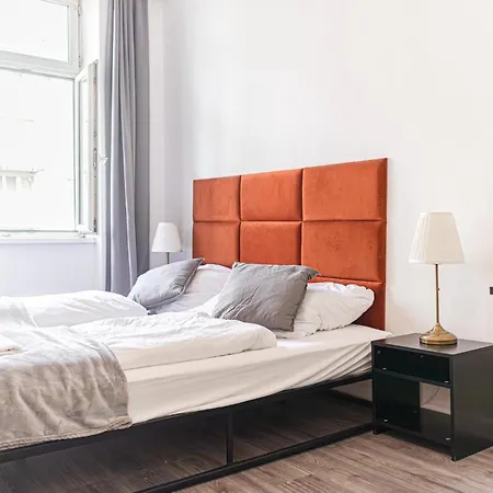 Charming 1Br Apt- Near U6 Station Am Schoepfwerk Vienna Exterior photo